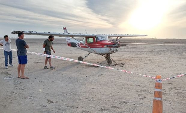 La icónica laguna que se secó y se transformó en una pista de aterrizaje de emergencia