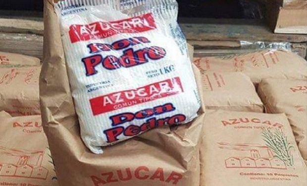 Insólito: compró un paquete de azúcar y encontró "piedras y objetos extraños"