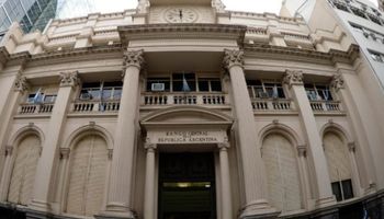 El Banco Central formalizó la prórroga en los plazos de pago del sector agropecuario