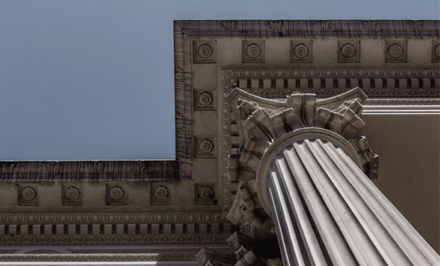 El Banco Central le pone un piso a la tasa de plazos fijos para frenar la suba del dólar