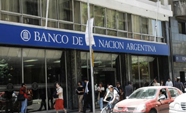 Paran hoy los bancarios por despidos en Tucumán