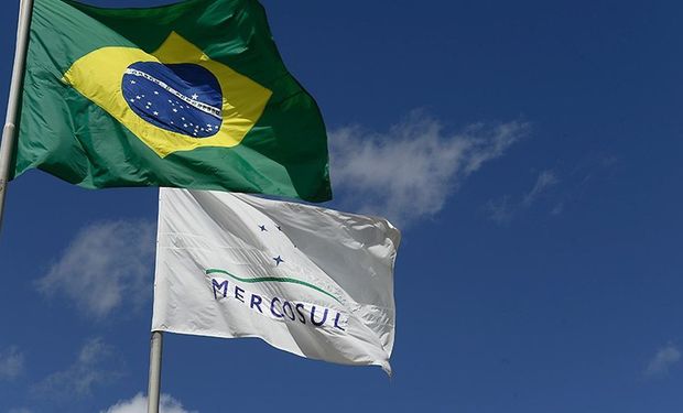 Aprovado em 2019, após 20 anos de negociações, o acordo Mercosul-União Europeia de livre comércio precisa ser ratificado pelos parlamentos de todos os países dos dois blocos para entrar em vigor. (foto - Marcos Oliveira/Agência Senado)