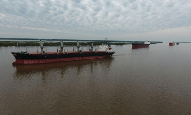 Barcos en rada San Lorenzo. Foto: SL24