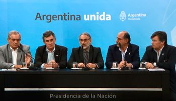 Explicaciones y reclamos por la carne: los temas que trataron la Mesa de Enlace y Basterra