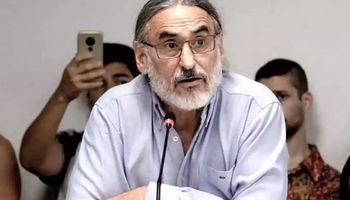 Basterra respondió a los cuestionamientos por el dólar y la presión impositiva 