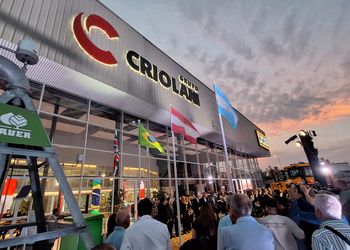 Con socio local, volvió fuerte a la Argentina un líder del agro que hasta triplica rindes: "Es un orgullo muy grande", destaca Grupo Criolani tras la apertura de sucursal de Bauer en Rosario