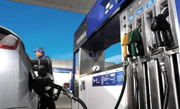 YPF anunció un nuevo aumento del 4% en sus combustibles: cuánto cuesta la nafta súper, premium y el diesel