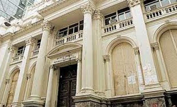 Las reservas del Banco Central cayeron a su menor nivel en seis años