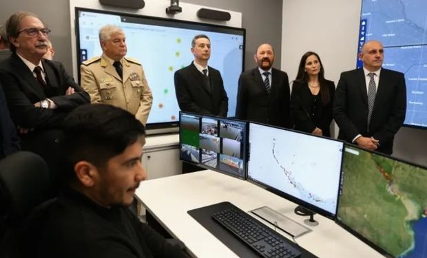 Presentaron un centro de monitoreo de la hidrovía para mejorar los controles