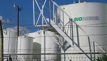 Las pymes de biodiésel advierten que pararían las plantas y no descartan escasez de gasoil por el dólar soja
