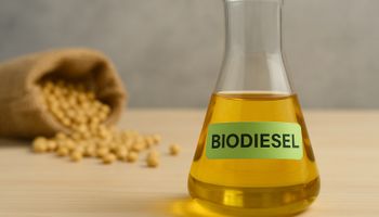 B15 deve elevar demanda por biodiesel no Brasil em 2026, aponta StoneX