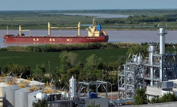 Planta de destilación de biodiésel Cargill en Rosario.