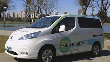 Nissan presentó un vehículo eléctrico con pila de combustible de bioetanol
