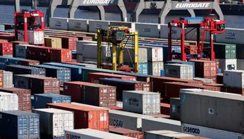 En marzo cayó 16% el comercio con Brasil
