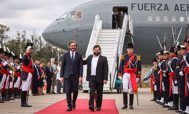 El presidente de Chile, Boric, inicia su visita oficial; la agenda bilateral 