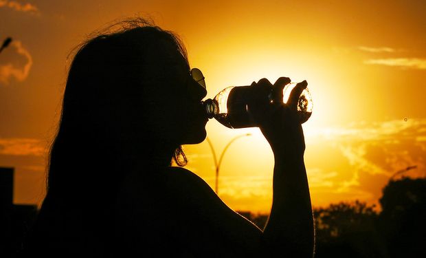 Onda de calor "fora do normal" volta ao Brasil com previsão de recordes históricos