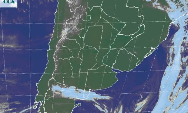 En la foto satelital se observa el desplazamiento del mal tiempo hacia el este.