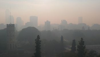 Humo en Buenos Aires: de dónde viene y cuál es la causa del incendio que afecta a CABA