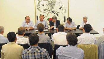 Buryaile se reunió con los nuevos coordinadores de la Secretaría de Agricultura Familiar