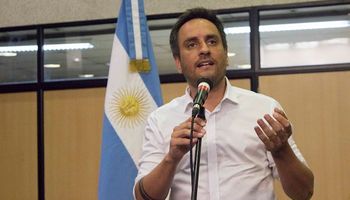 Aplicaciones, emisión de gases y forestación: Cabandié apuntó contra el campo en Diputados