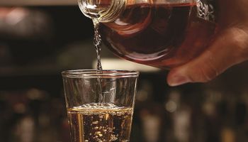 Exportações de cachaça atingem maior valor desde 2010, diz Ibrac