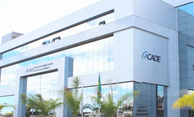 Cade marca sessão extraordinária para julgar fusão Marfrig-BRF nesta sexta-feira