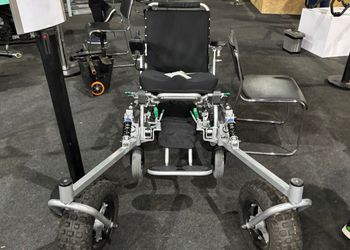 Tecnologia brasileira cria cadeira de rodas off-road para uso no campo