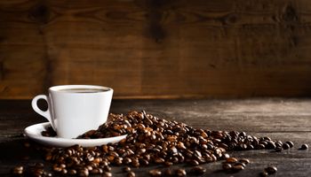 Governo reajusta preços mínimos da laranja e do café safra 2023/2024