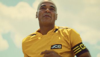 Como empresas do agro surfam a onda da Copa para vender de tratores a arroz e feijão