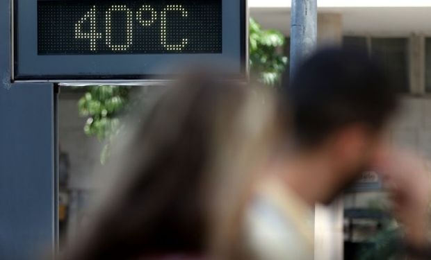 Calor de 40 °C, temporais no Sul e chuva forte no Sudeste marcam o fim de semana no Brasil
