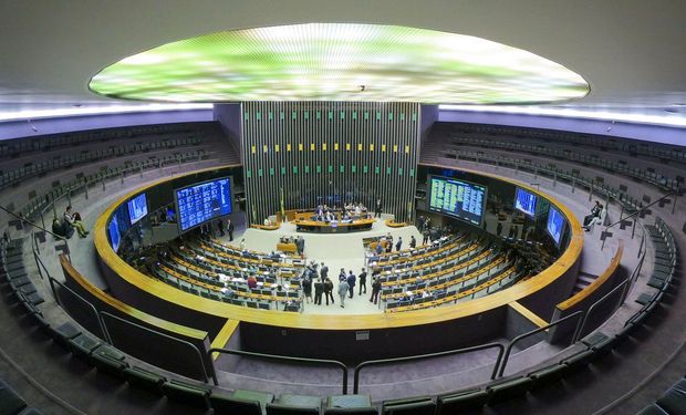 Proposta estabelece que o novo governo terá R$ 145 bilhões para além do teto. (foto - Roque de Sá/Agência Senado)