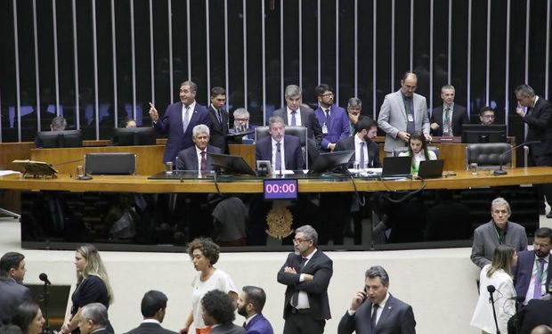 Câmara aprova projeto do Combustível do Futuro