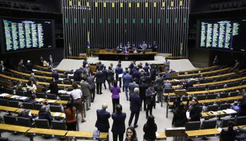 Câmara aprova crédito de R$ 30 bi para agronegócio com recursos do pré-sal