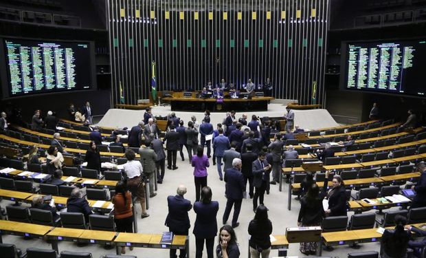 Câmara aprova crédito de R$ 30 bi para agronegócio com recursos do pré-sal