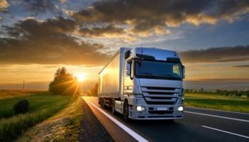 Transportadoras detêm 70,40% e caminhoneiros 29,6% dos fretes no país