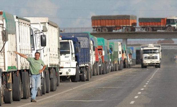 Piden que se subsidie un peaje en la autopista a Santa Fe para no saturar la ruta 11