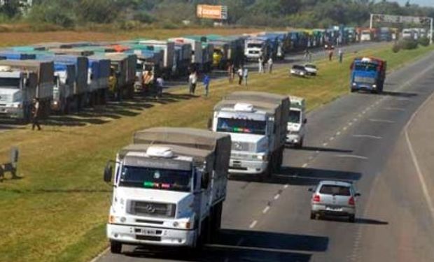 Alertan por mayores costos en el transporte de cargas