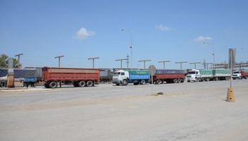 Bahía Blanca: se levantó el paro de transportistas y los puertos comenzaron a entregar cupos