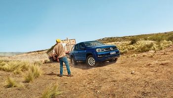 Con ventas récord y foco en el campo: la nueva campaña que lanzó Volkswagen para Amarok