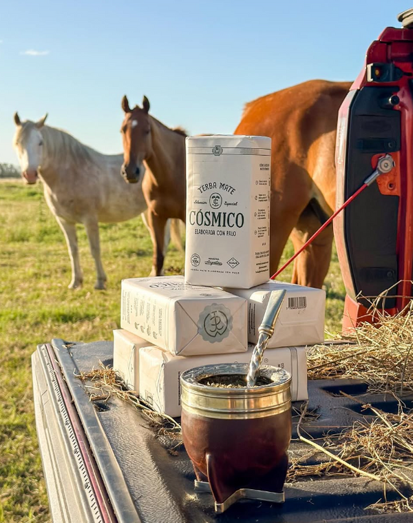 Los creadores de Cósmico cuentan los secretos de la yerba furor y adelantan un nuevo producto: "Tenemos una imagen muy amorosa del campo, y eso ayuda mucho"