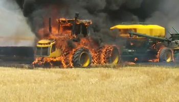 Mirá cómo se incendia un tractor en plena siembra