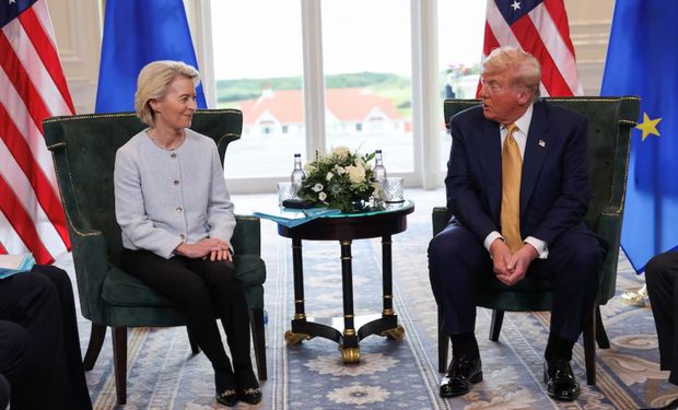 Guerra comercial: Estados Unidos y Europa lograron un acuerdo de aranceles del 15 %