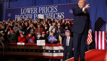 Trump dio un guiño al campo y apoyó el bioetanol: propuso elevar el corte al 15 %