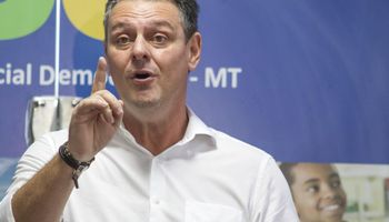 Ministro Fávaro visa aumento sustentável de 5% ao ano na safra de grãos