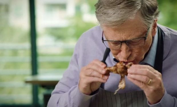 "¡Llámenlo como quieran, pero no es carne!": mientras lo invitan a comer un asado, uruguayos responden a Bill Gates