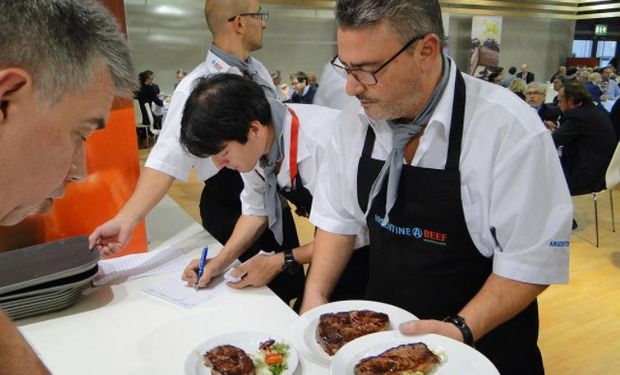 La participación del Instituto de Promoción de la Carne Vacuna (IPCVA) fue la más destacada en el pabellón de carnes.