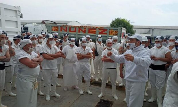 Trabajadores de la carne lanzan un plan de lucha y movilización contra el cepo a la exportación