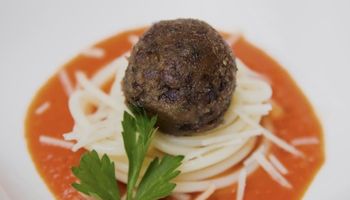 Carne sintética: avanza en el laboratorio, ¿la aprobarán los consumidores?