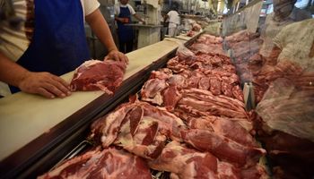 Carne: con un salario de 2021 se compran 32 kilos menos que el año pasado