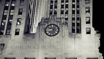 Presión bajista en Chicago al promediar la semana
